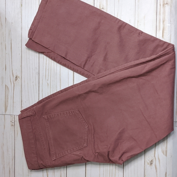 UJ Uniqlo Skinny Fit Straight Middle Rise Pink Jeans Size 28 x 33 - Picture 6 of 7